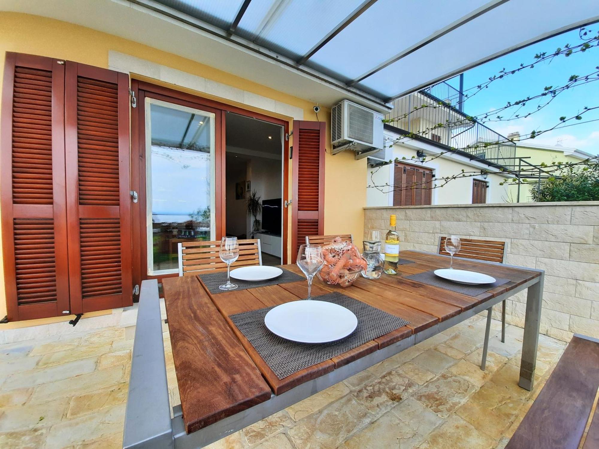 Apartment Pearl Of Kvarner Lovran Εξωτερικό φωτογραφία