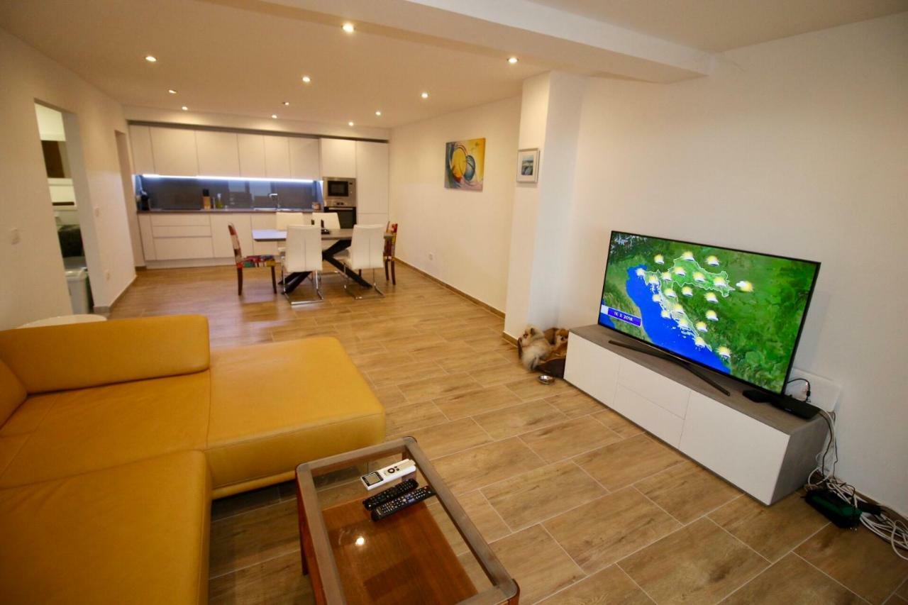 Apartment Pearl Of Kvarner Lovran Εξωτερικό φωτογραφία